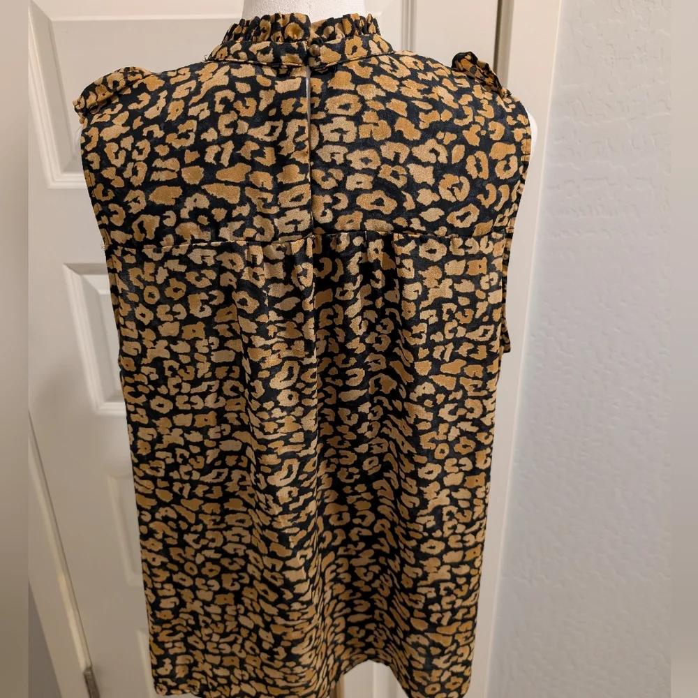 WHO WHAT WEAR Leopard Print Blouse Ruffle Mock Neck Size XXL - Picture 5 of 11